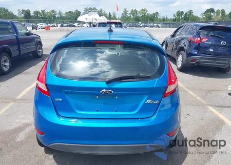 2013 Ford Fiesta Se z USA, uszkodzony, nr VIN 3FADP4EJ3DM207190